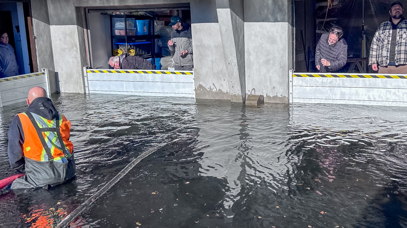 Aquaverter flood barrier tested with the City of Montreal and Ecohabitation