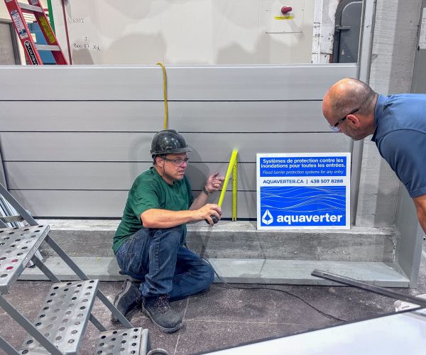 Aquaverter flood barrier tested for water tightness under sustained water pressure