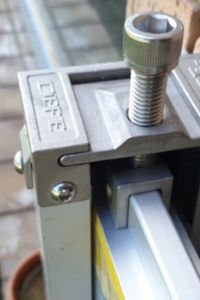 Système de barrière anti inondation à déploiement rapide